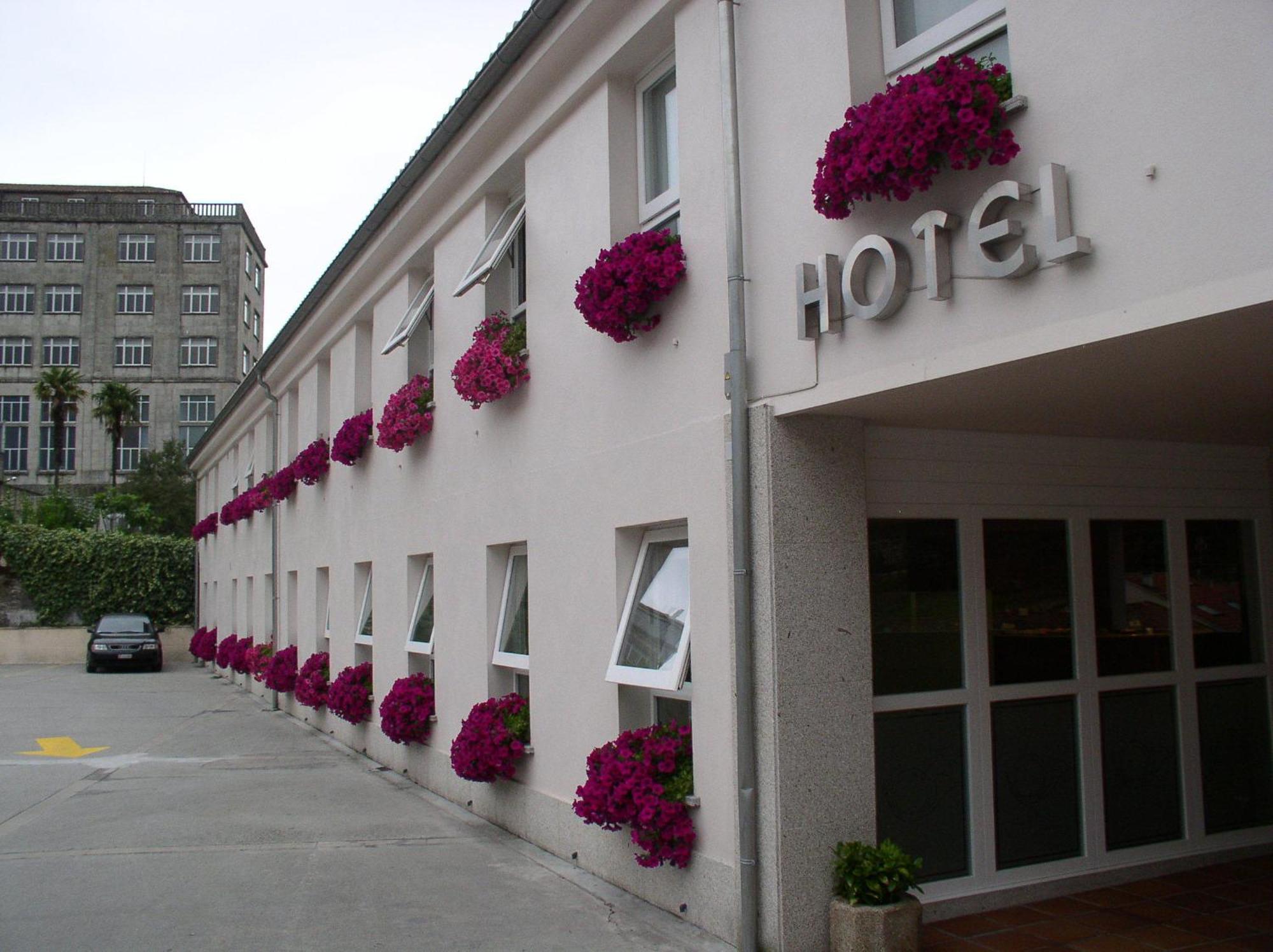 Hotel Parking Miradoiro De Belvis Santiago de Compostela Bagian luar foto